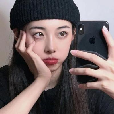 怕羞的黄莺